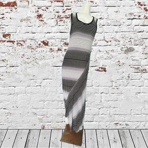 Max Studio Black and White Maxi Dress Size XL
